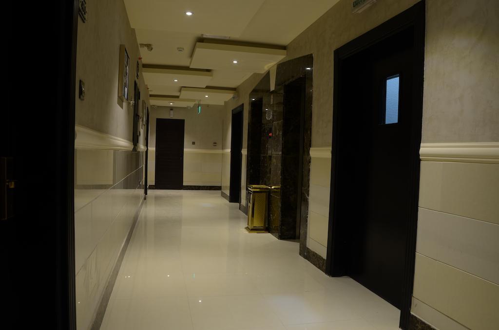 Reef Hotel Aparts Ajman Eksteriør bilde
